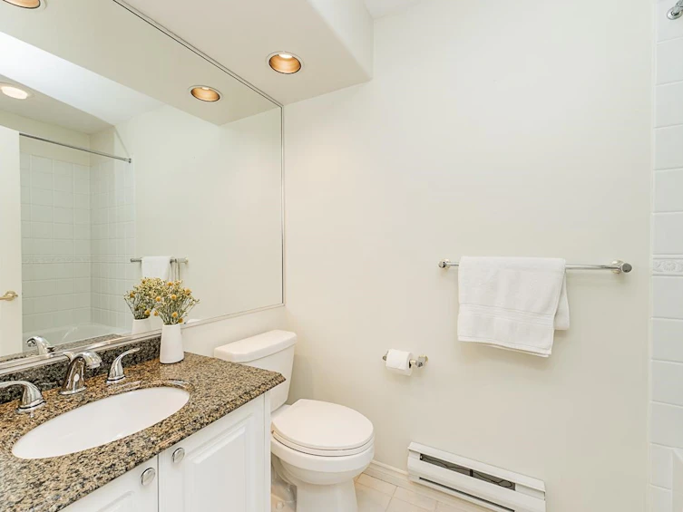 1174 Strathaven Drive, North Vancouver, BC, V7H 2Z6 - 25