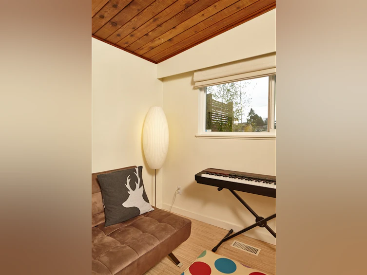 1518 E 37th Avenue, Vancouver, BC, V5P 1E3 - 12