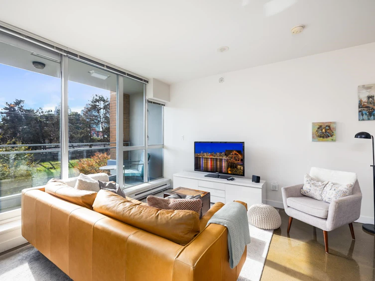 318-221 Union Street, Vancouver, BC, V6A 0B4 - 4