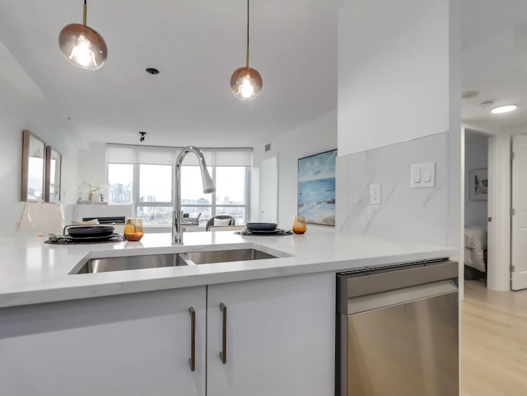 1209-63 Keefer Place, Vancouver, BC, V6B 6N6 - 4