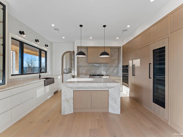 9181 Hatzic Ridge Drive, Mission, BC, V2V 0J4 - 4