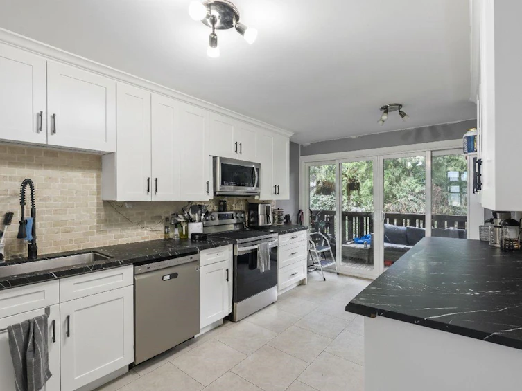 10444 10446 River Road, Delta, BC, V4C 2R5 - 8
