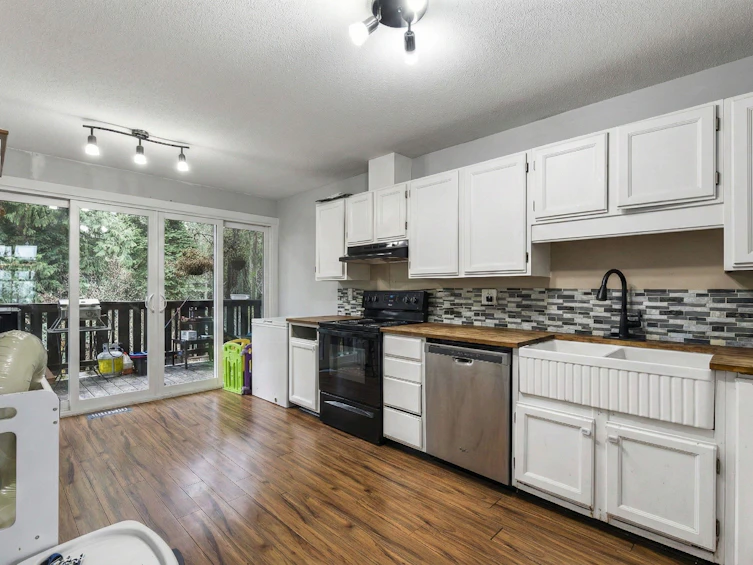 10444 10446 River Road, Delta, BC, V4C 2R5 - 24