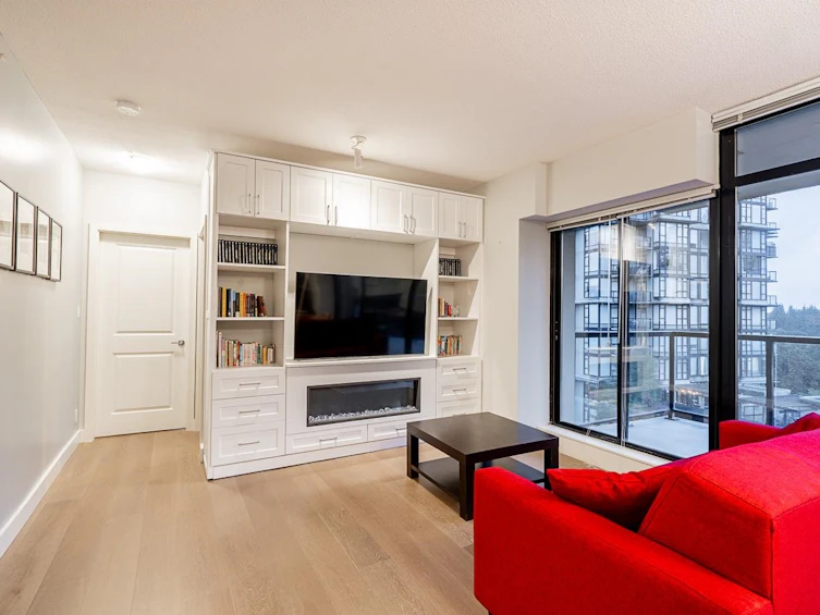 702-15 E Royal Avenue, New Westminster, BC, V3L 0A9 - 4