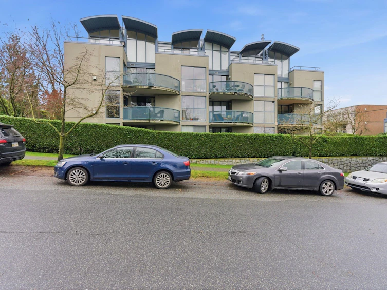 203-2405 W 2nd Avenue, Vancouver, BC, V6K 1J5 - 26