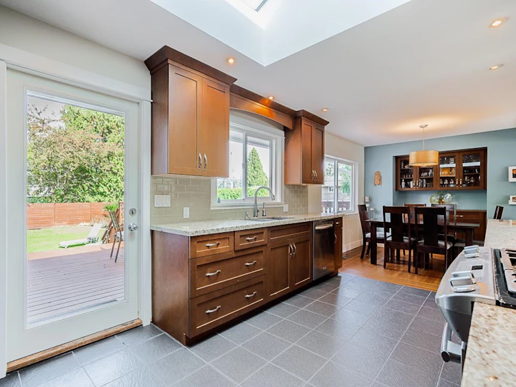 5015 Chehalis Drive, Delta, BC, V4M 1Y7 - 10