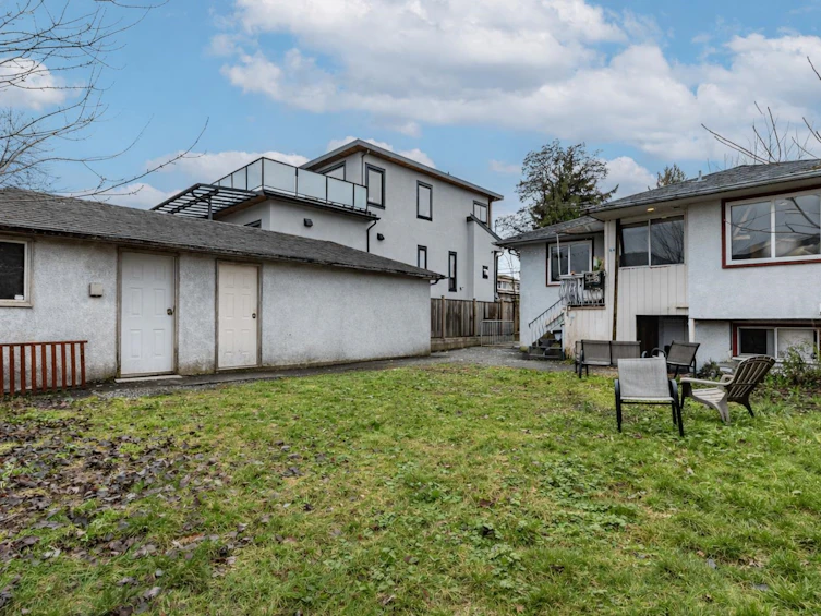 4856 Smith Avenue, Burnaby, BC, V5G 2W4 - 6