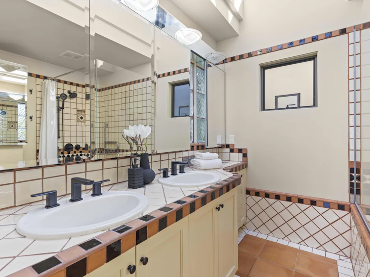 5012 Maple Street, Vancouver, BC, V6M 3T1 - 12