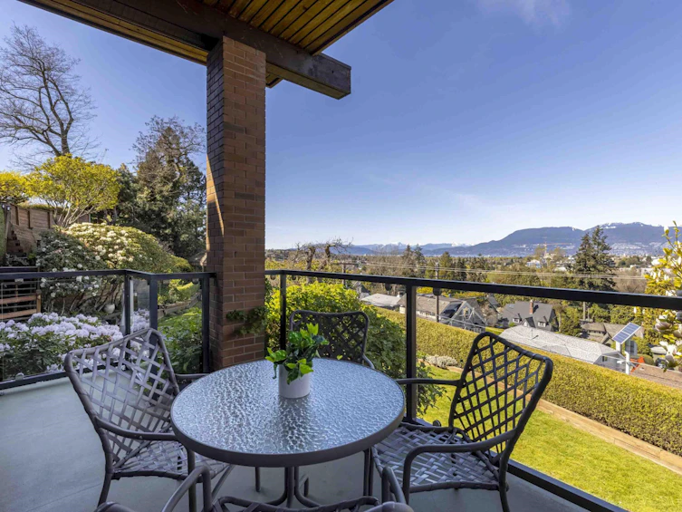 5012 Maple Street, Vancouver, BC, V6M 3T1 - 9