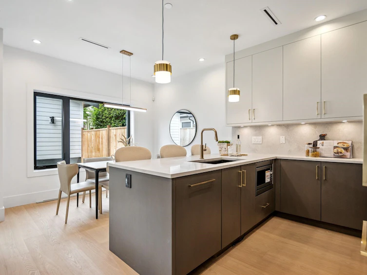 #2-1079 E 14th Avenue, Vancouver, BC, V5T 2P1 - 13