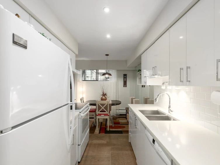 218-2320 W 40th Avenue, Vancouver, BC, V6M 4H6 - 7