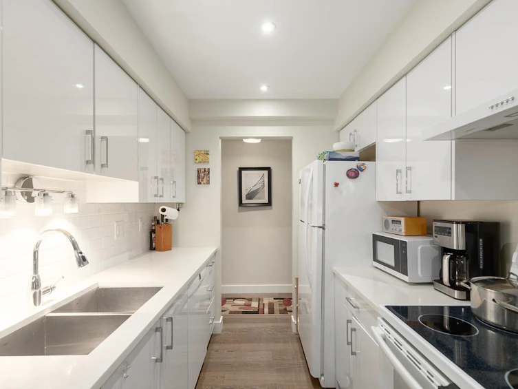 218-2320 W 40th Avenue, Vancouver, BC, V6M 4H6 - 6