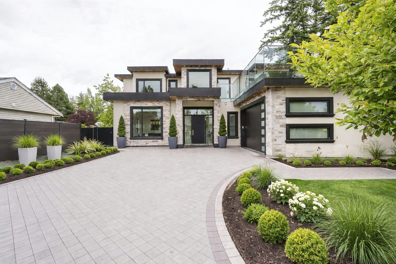 6052 172 Street, Surrey, BC, V3S 3Z7