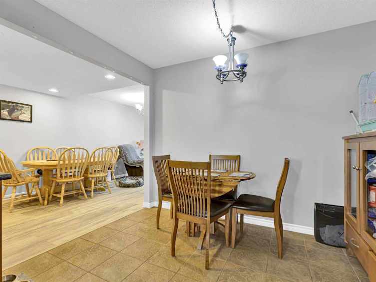 20804 52a Avenue, Langley, BC, V3A 6E5 - 10