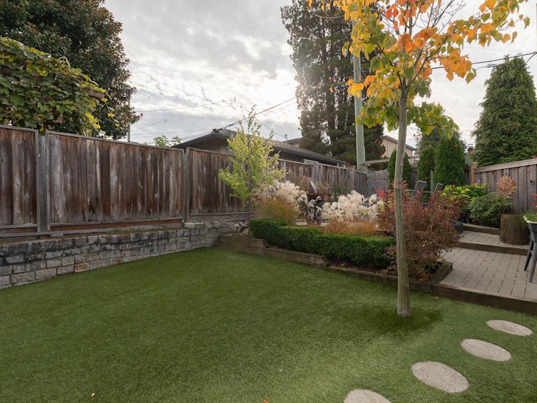 220 E 40th Avenue, Vancouver, BC, V5W 1L8 - 27