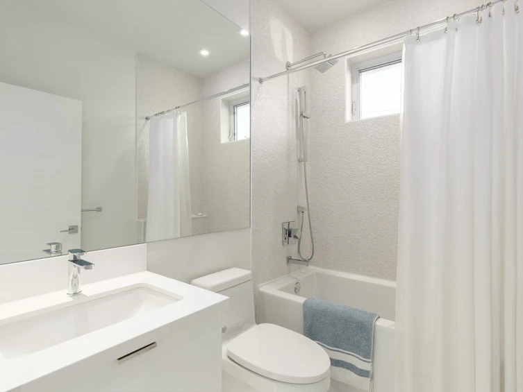 220 E 40th Avenue, Vancouver, BC, V5W 1L8 - 18