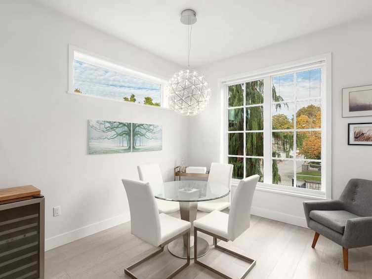 220 E 40th Avenue, Vancouver, BC, V5W 1L8 - 3
