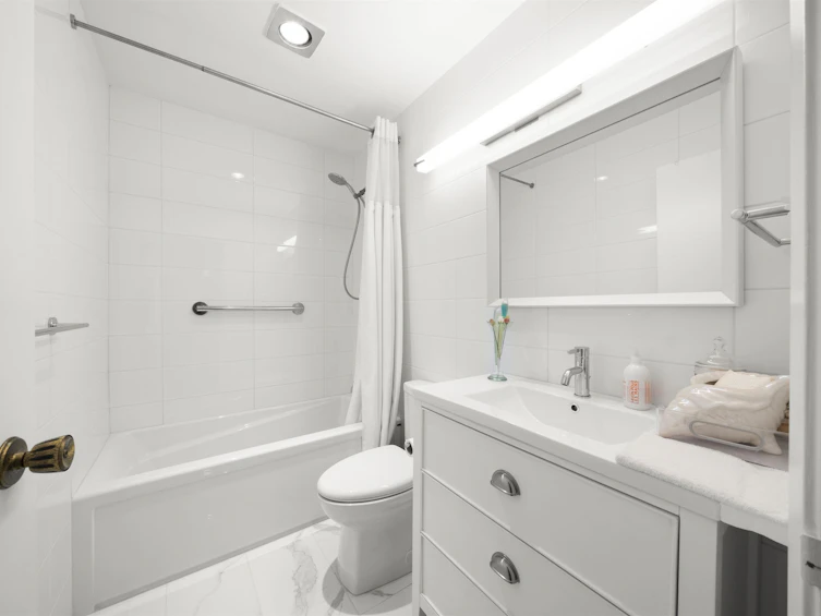 8851 Horne Street, Burnaby, BC, V3N 4J8 - 20