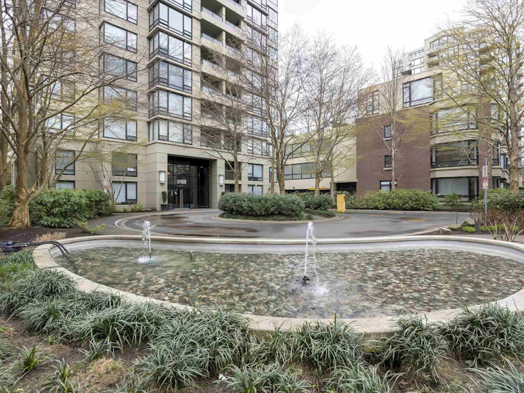 906-9188 Hemlock Drive, Richmond, BC, V6Y 4J7 - 32