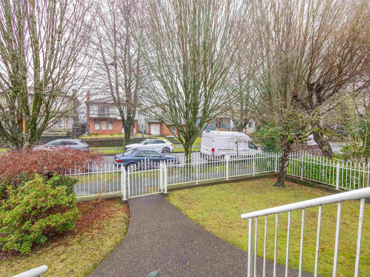 2468 E 4th Avenue, Vancouver, BC, V5M 1J9 - 33