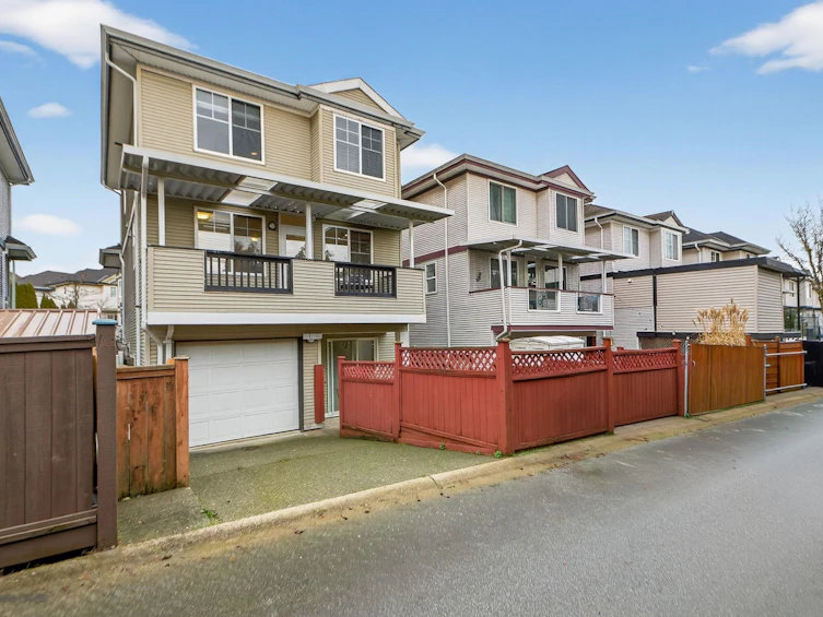 14896 56a Avenue, Surrey, BC, V3S 8X1 - 31