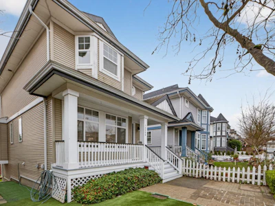 14896 56a Avenue - 2