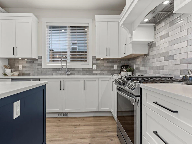 96-1880 Columbia Valley Road, Cultus Lake, BC, V2R 6G8 - 16