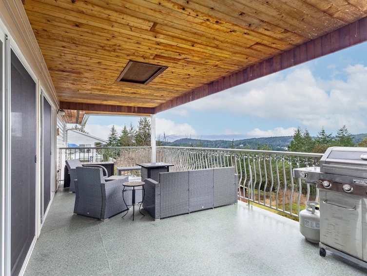12873 Dogwood Drive, Pender Harbour Egmont, BC, V0N 2H1 - 12