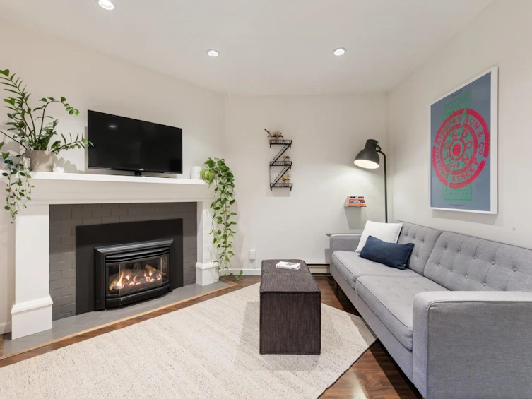 103 W 15th Avenue, Vancouver, BC, V5Y 1X8 - 4