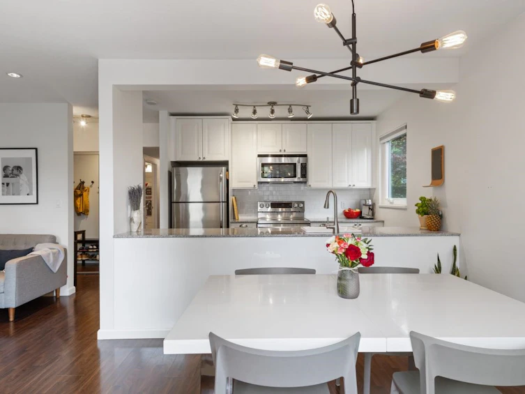103 W 15th Avenue, Vancouver, BC, V5Y 1X8 - 14