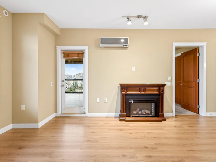526-8157 207 Street, Langley, BC, V2Y 0V3 - 8