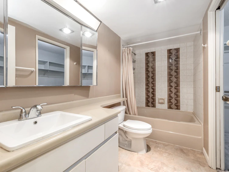 410-1435 Nelson Street, Vancouver, BC, V6G 2Z3 - 13