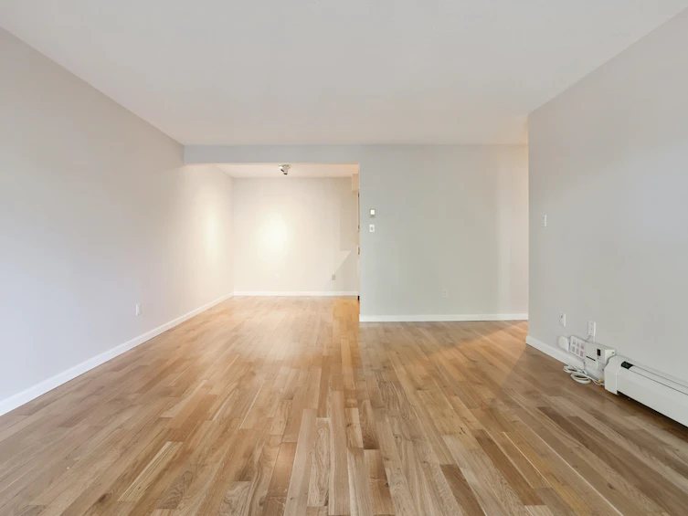 410-1435 Nelson Street, Vancouver, BC, V6G 2Z3 - 3