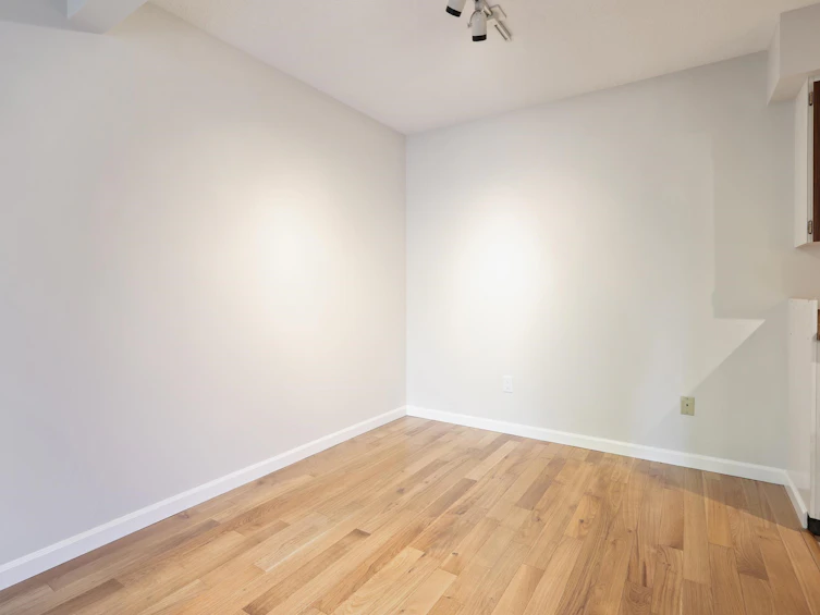 410-1435 Nelson Street, Vancouver, BC, V6G 2Z3 - 5