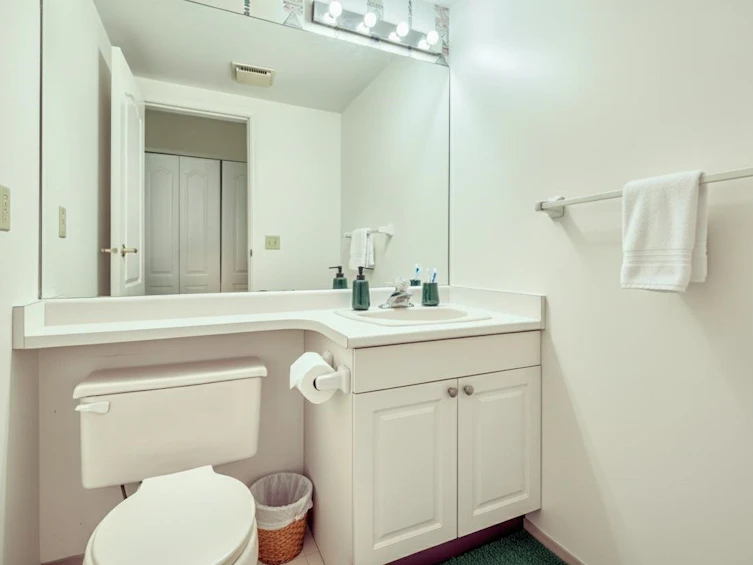 204-7540 Minoru Boulevard, Richmond, BC, V6Y 1Z5 - 31