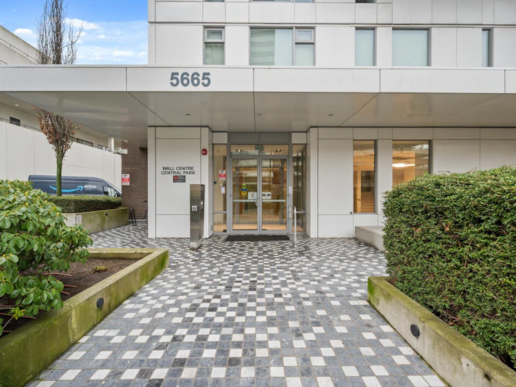 2810-5665 Boundary Road, Vancouver, BC, V5R 0E4 - 24