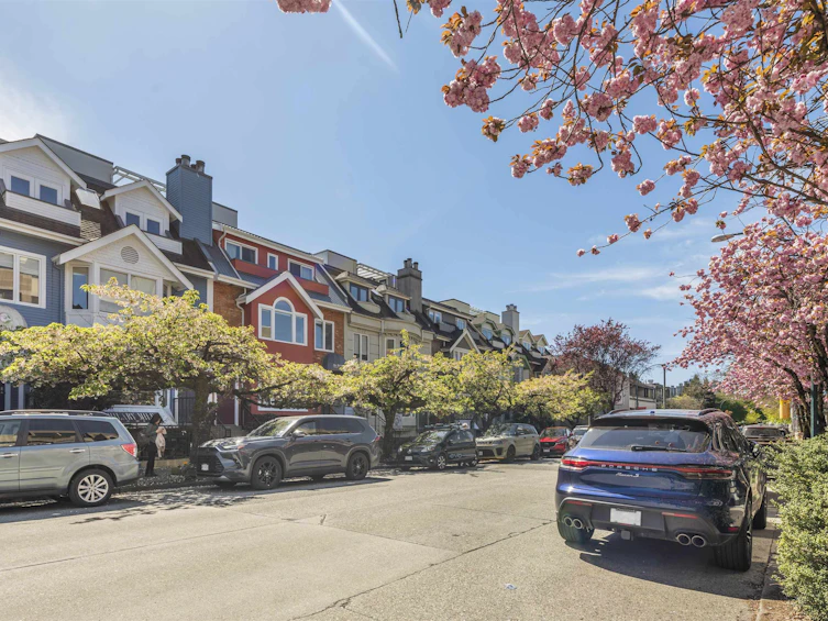 1858 W 1st Avenue, Vancouver, BC, V6J 1G5 - 35
