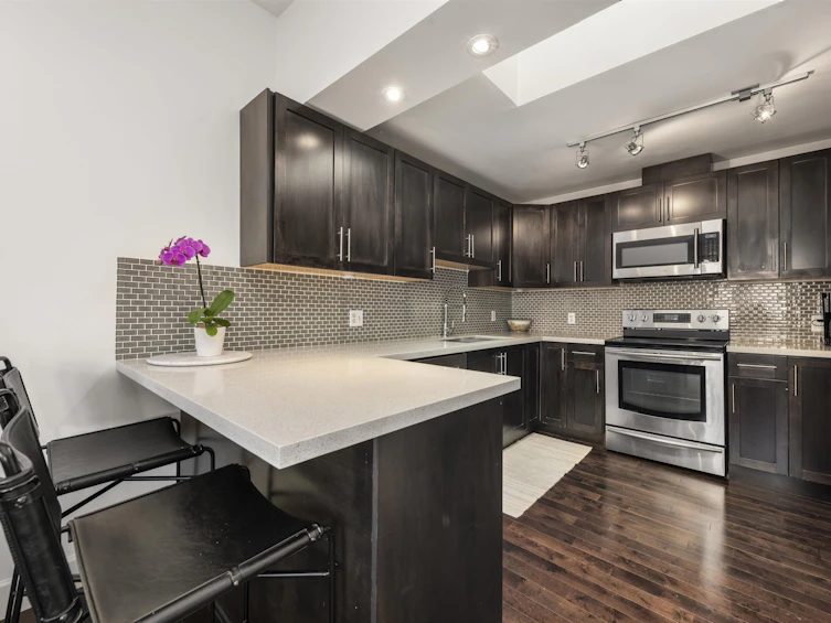 1858 W 1st Avenue, Vancouver, BC, V6J 1G5 - 16