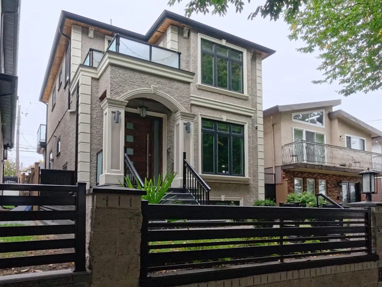 1275 E 62nd Avenue, Vancouver, BC, V5X 2H2 - 2