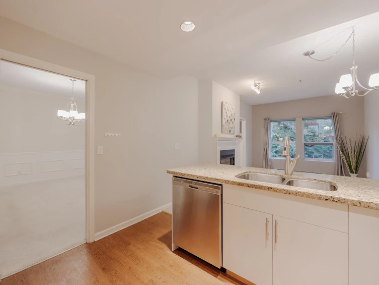 213-7600 Moffatt Road, Richmond, BC, V6Y 3V1 - 9