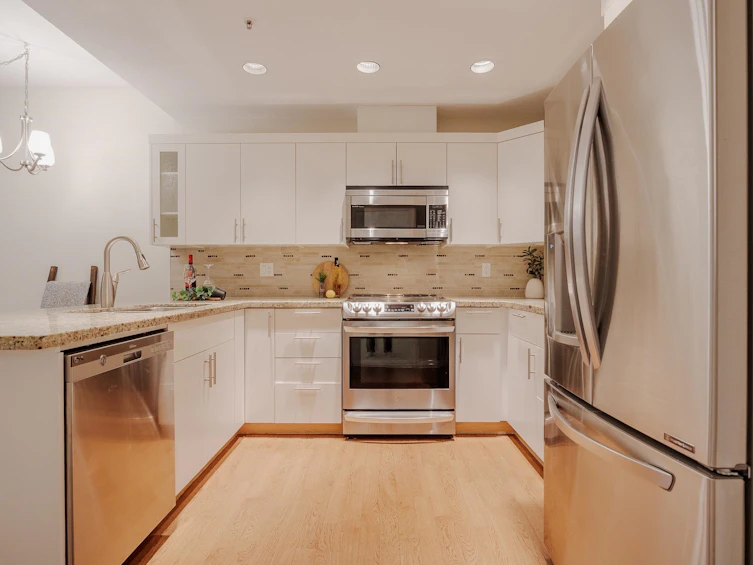 213-7600 Moffatt Road, Richmond, BC, V6Y 3V1 - 7