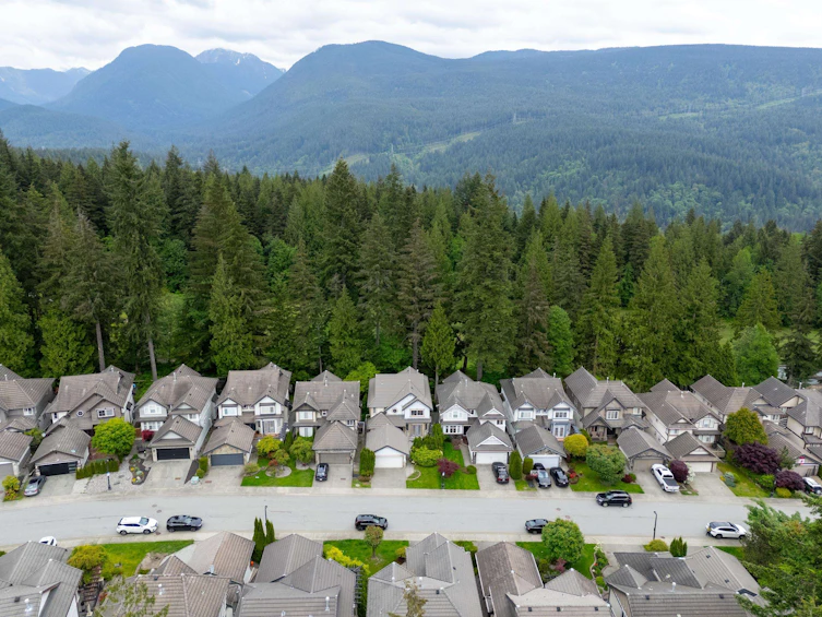 3305 Chartwell Grn, Coquitlam, BC, V3E 3N1 - 39