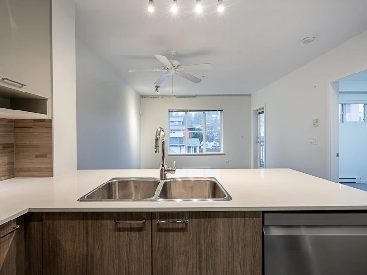 309-210 Lebleu Street, Coquitlam, BC, V3K 4L6 - 3