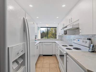 203-13353 108 Avenue - 4