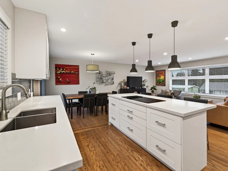 2568 Carnation Street, North Vancouver, BC, V7H 1H5 - 10