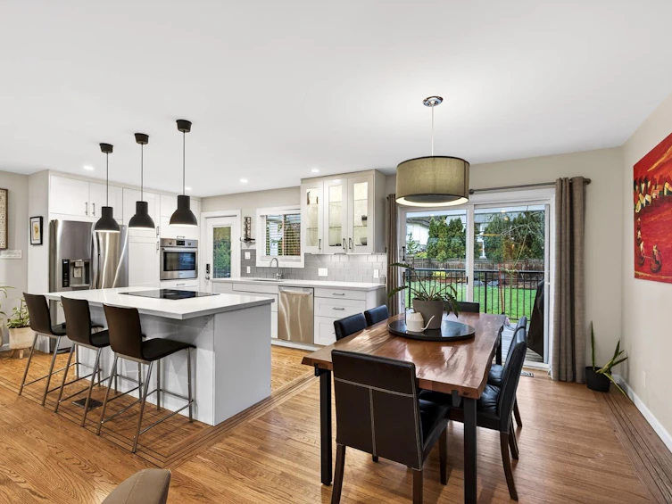 2568 Carnation Street, North Vancouver, BC, V7H 1H5 - 6