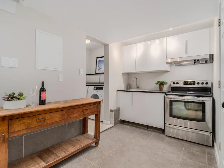 2568 Carnation Street, North Vancouver, BC, V7H 1H5 - 24