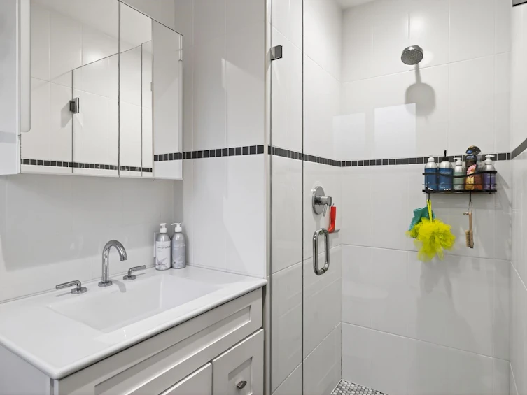 2568 Carnation Street, North Vancouver, BC, V7H 1H5 - 14