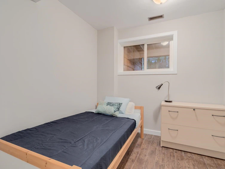 2568 Carnation Street, North Vancouver, BC, V7H 1H5 - 22