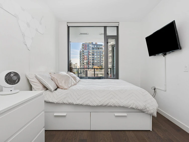 609-1688 Pullman Porter Street, Vancouver, BC, V6A 0H4 - 16